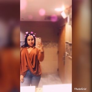 Meet your Posher, Andrwa